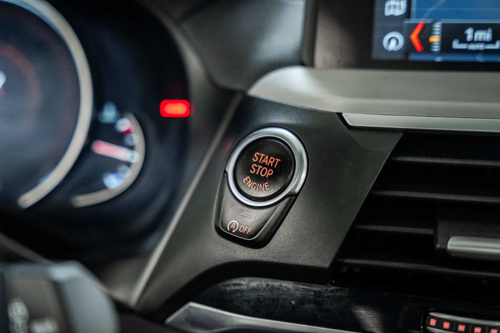 Used 2018 BMW X3 M40i image 30