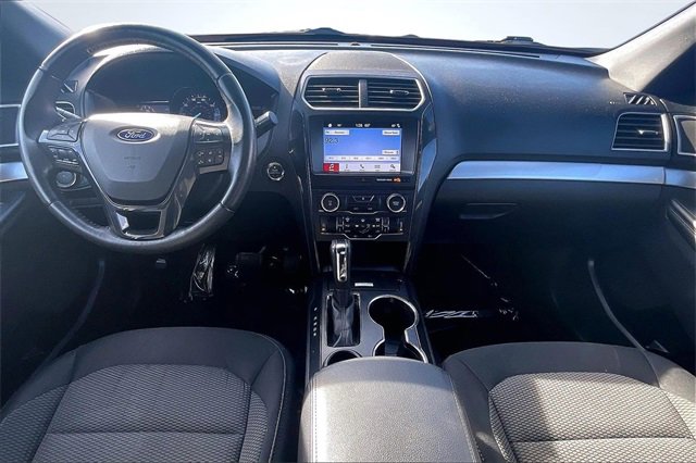 Certified 2017 Ford Explorer XLT w/ Equipment Group 201A image 16