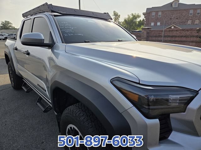 Used 2024 Toyota Tacoma TRD Off-Road AWD/4WD image 9