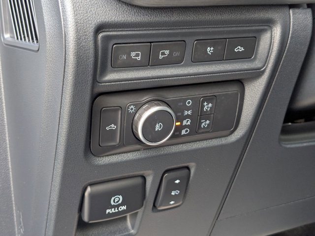 Certified 2021 Ford F150 Lariat w/ Equipment Group 502A High image 19