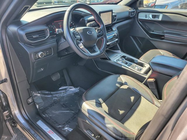 Certified 2023 Ford Explorer ST-Line w/ Class IV Trailer Tow Package AWD/4WD image 15