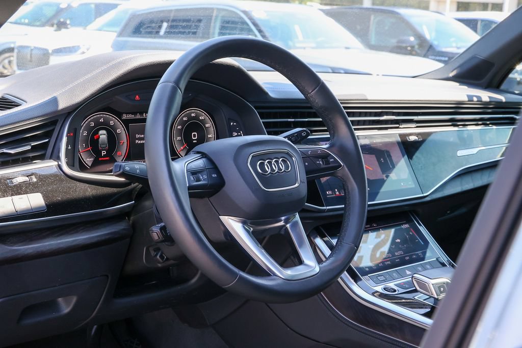Used 2023 Audi Q7 3.0T Premium Plus AWD/4WD image 23