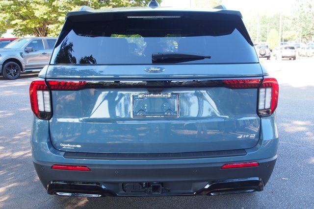 Certified 2025 Ford Explorer ST-Line w/ Premium Package AWD/4WD image 6