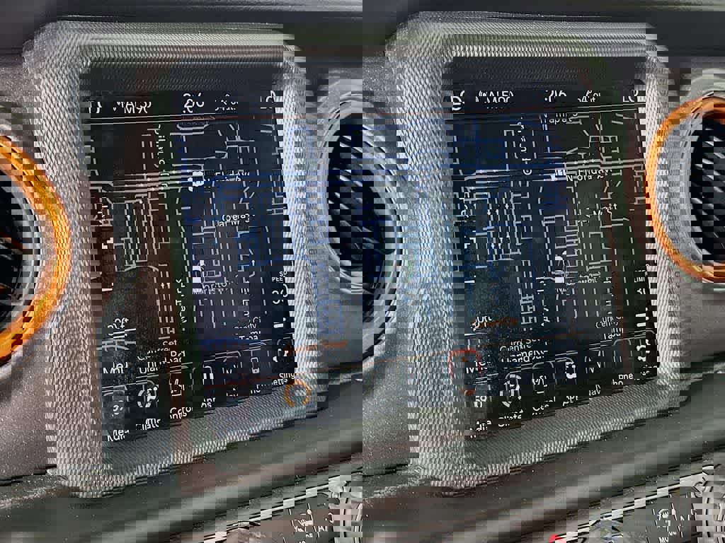 Used 2023 Jeep Gladiator Mojave w/ Dual Top Group image 28