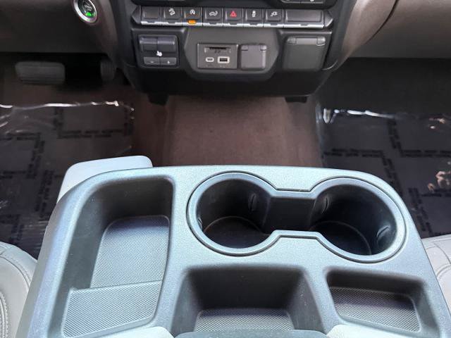 Used 2019 GMC Sierra 1500 SLT w/ X31 Off-Road Package AWD/4WD image 19