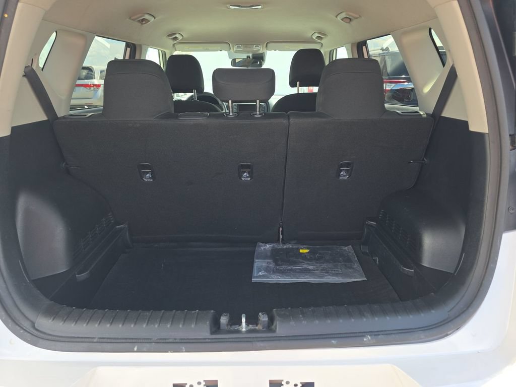 Used 2024 Kia Soul LX w/ Option Group 015 FWD image 7