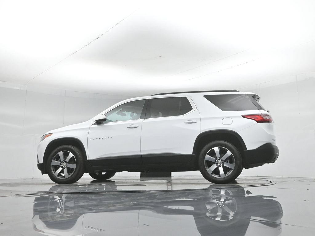 Used 2020 Chevrolet Traverse LT w/ LT Premium Package FWD image 56
