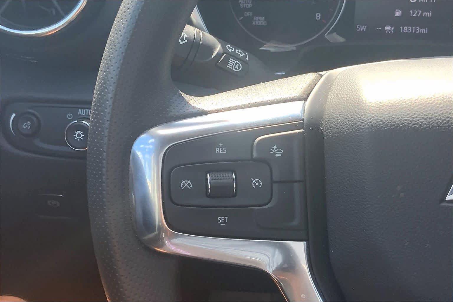 Used 2024 Chevrolet Blazer LT w/ Convenience Package FWD image 23