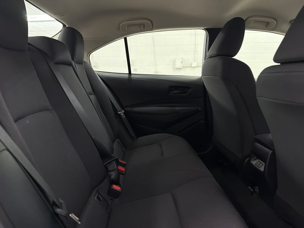 Used 2026 Toyota Corolla LE FWD image 29