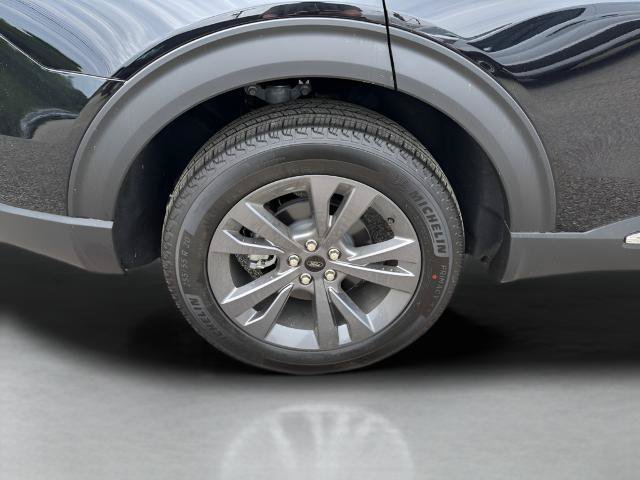 Certified 2025 Ford Explorer Active w/ Active Comfort Package AWD/4WD image 28
