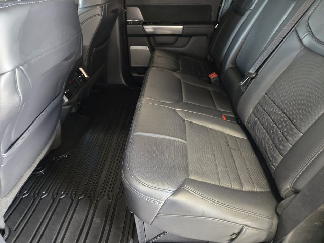 Certified 2025 Ford F150 Platinum w/ FX4 Off-Road Package AWD/4WD image 33