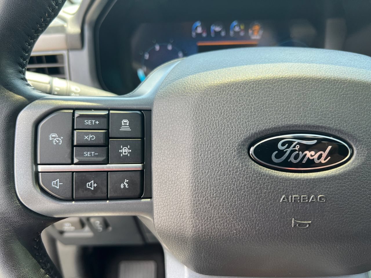 Certified 2024 Ford F150 Lariat w/ Equipment Group 502A High AWD/4WD image 32
