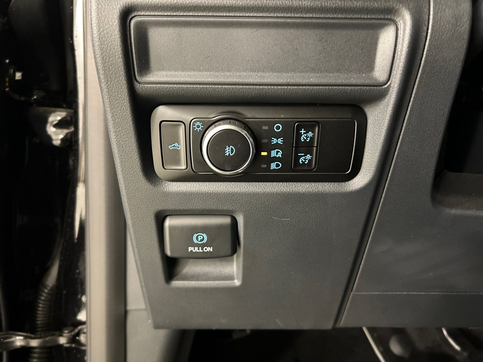 Certified 2024 Ford F150 STX w/ STX Black Appearance Package RWD image 18