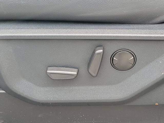 Certified 2025 Ford F450 Lariat AWD/4WD image 21