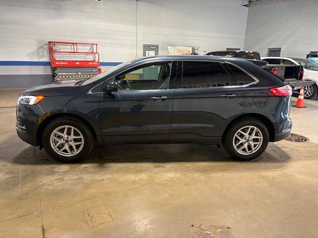 Certified 2024 Ford Edge SEL AWD/4WD image 7