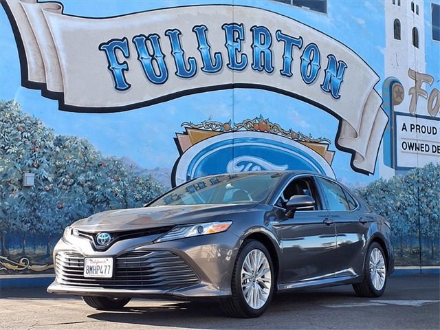 Used 2019 Toyota Camry XLE