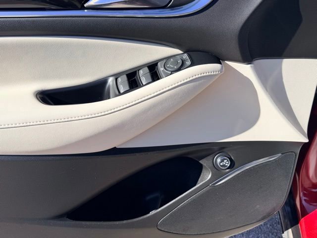 Used 2023 Buick Enclave Essence image 24