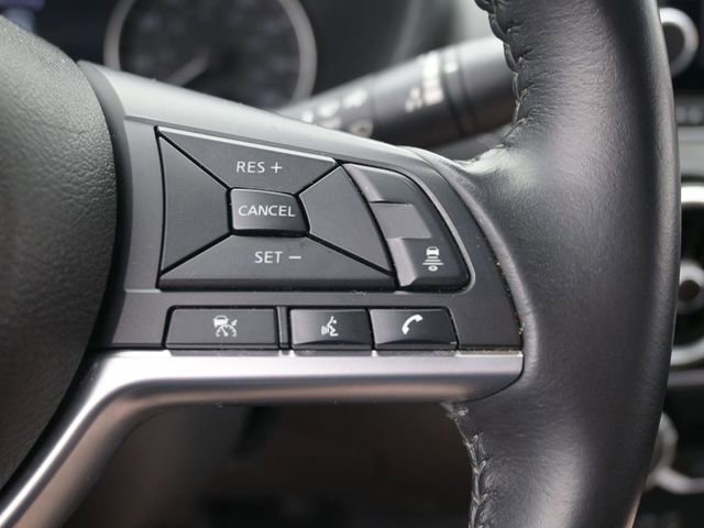 Used 2022 Nissan Sentra SV w/ Lighting Package image 16