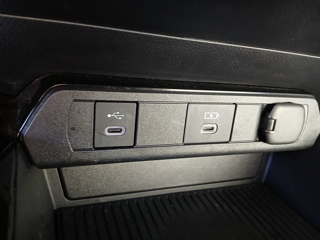 Used 2024 Toyota Prius Limited w/ Limited Premium Package AWD/4WD image 17