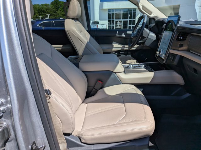 Certified 2024 Ford Expedition Limited AWD/4WD image 36