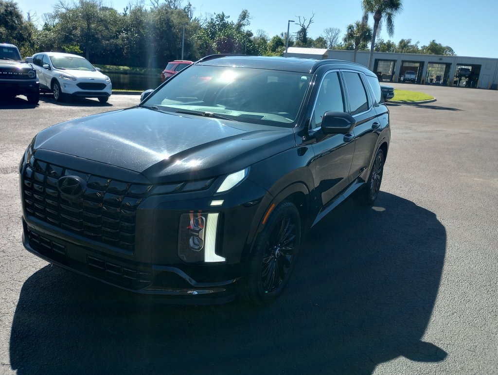 Used 2024 Hyundai Palisade Calligraphy AWD/4WD image 3