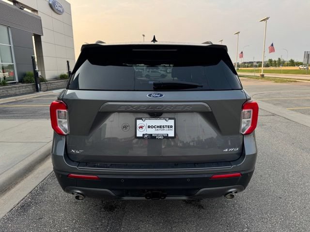 Certified 2023 Ford Explorer XLT w/ Equipment Group 202A AWD/4WD image 40