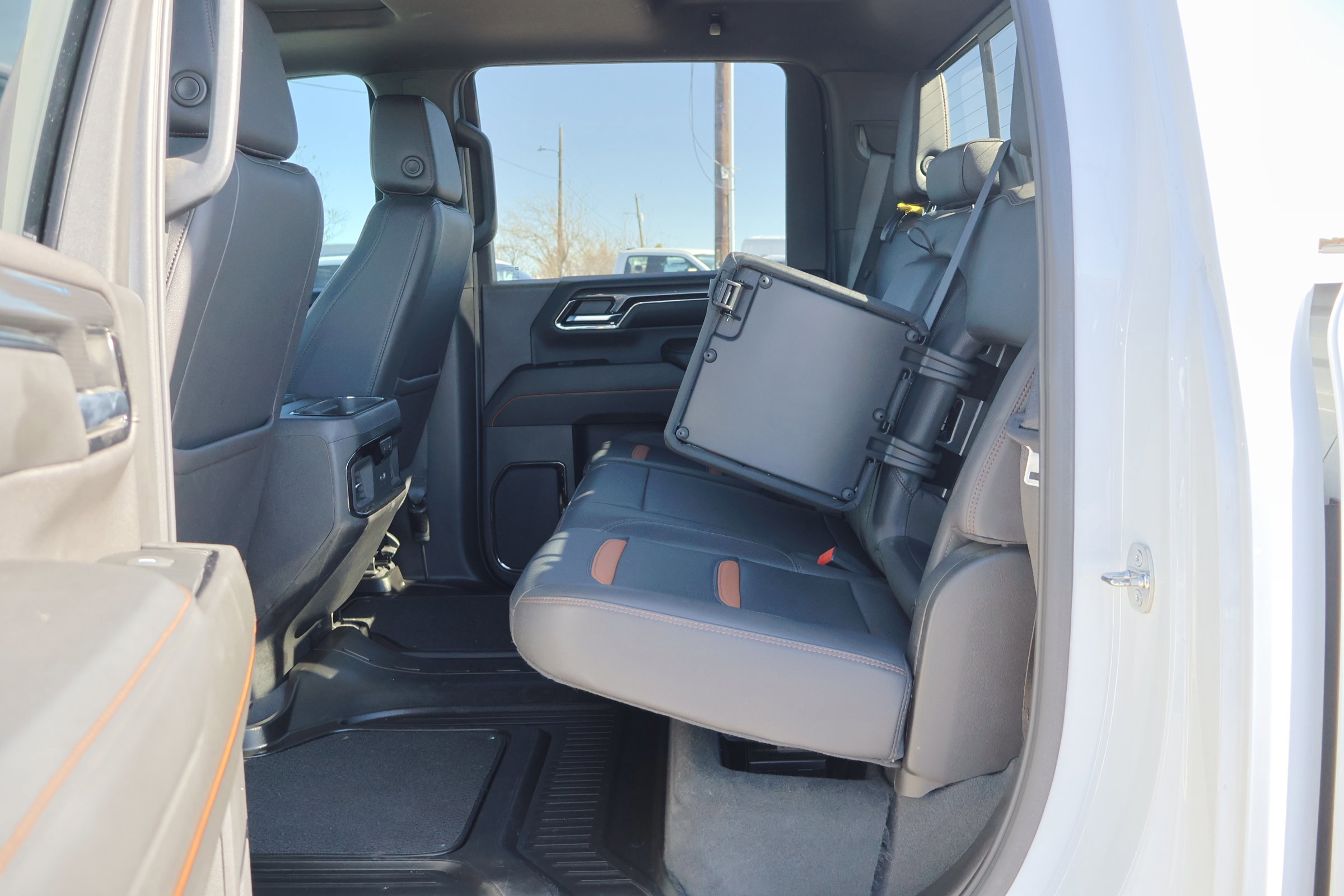 Used 2024 GMC Sierra 2500 AT4 w/ AT4 Premium Plus Package image 33