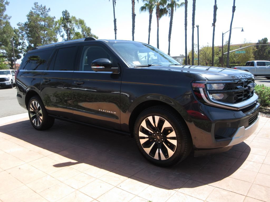 Certified 2025 Ford Expedition Max Platinum w/ Driver's Package AWD/4WD image 7