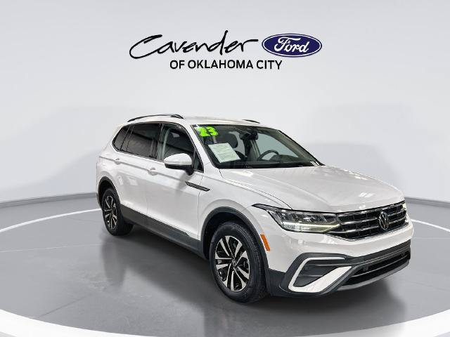 Used 2023 Volkswagen Tiguan S w/ Driver Assistance Package FWD image 2