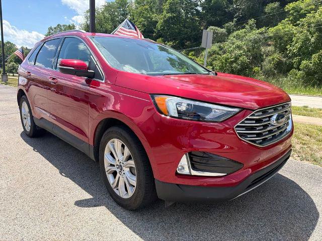 Certified 2022 Ford Edge Titanium AWD/4WD image 1