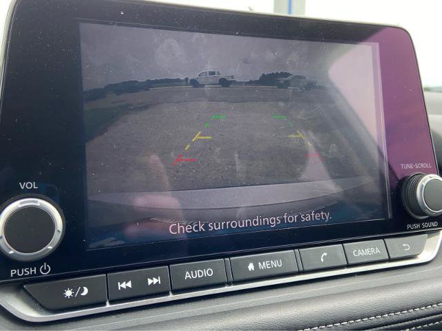 Used 2025 Nissan Rogue S FWD image 29