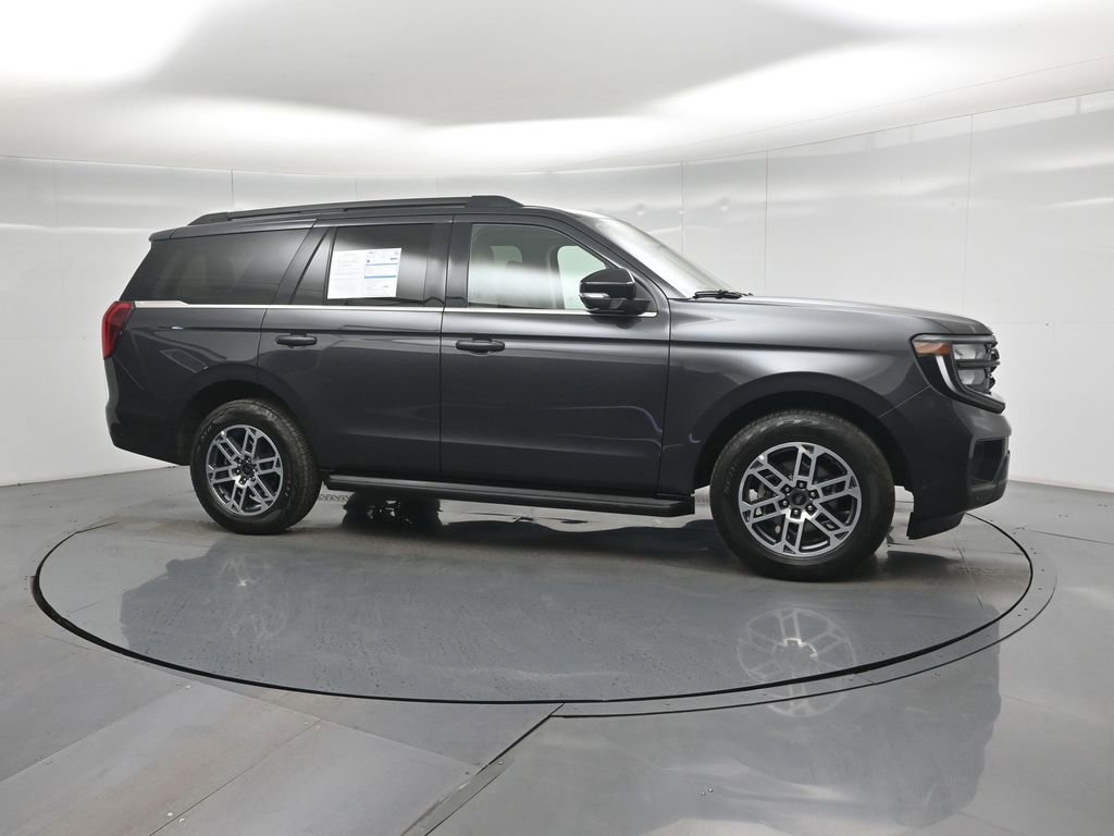 Certified 2025 Ford Expedition Active AWD/4WD image 25