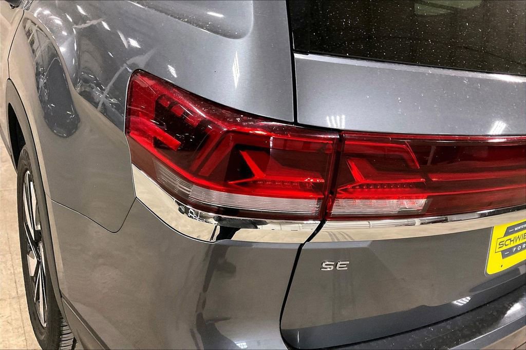 Used 2024 Volkswagen Atlas SE FWD image 28