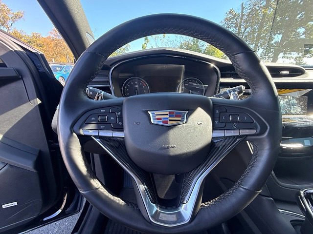 Used 2025 Cadillac XT6 Sport w/ Technology Package AWD/4WD image 13