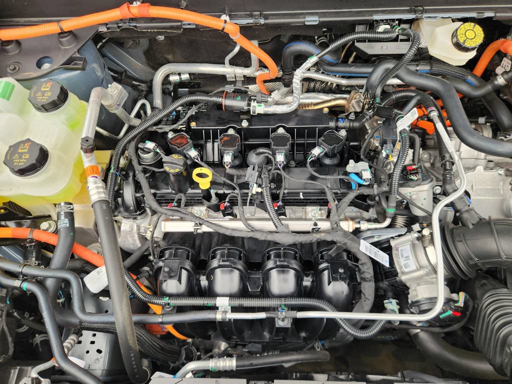 Certified 2025 Ford Maverick Lariat AWD/4WD image 29