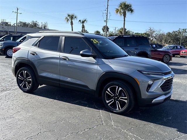 Used 2024 Chevrolet TrailBlazer LT w/ LT Cold Weather Package image 44