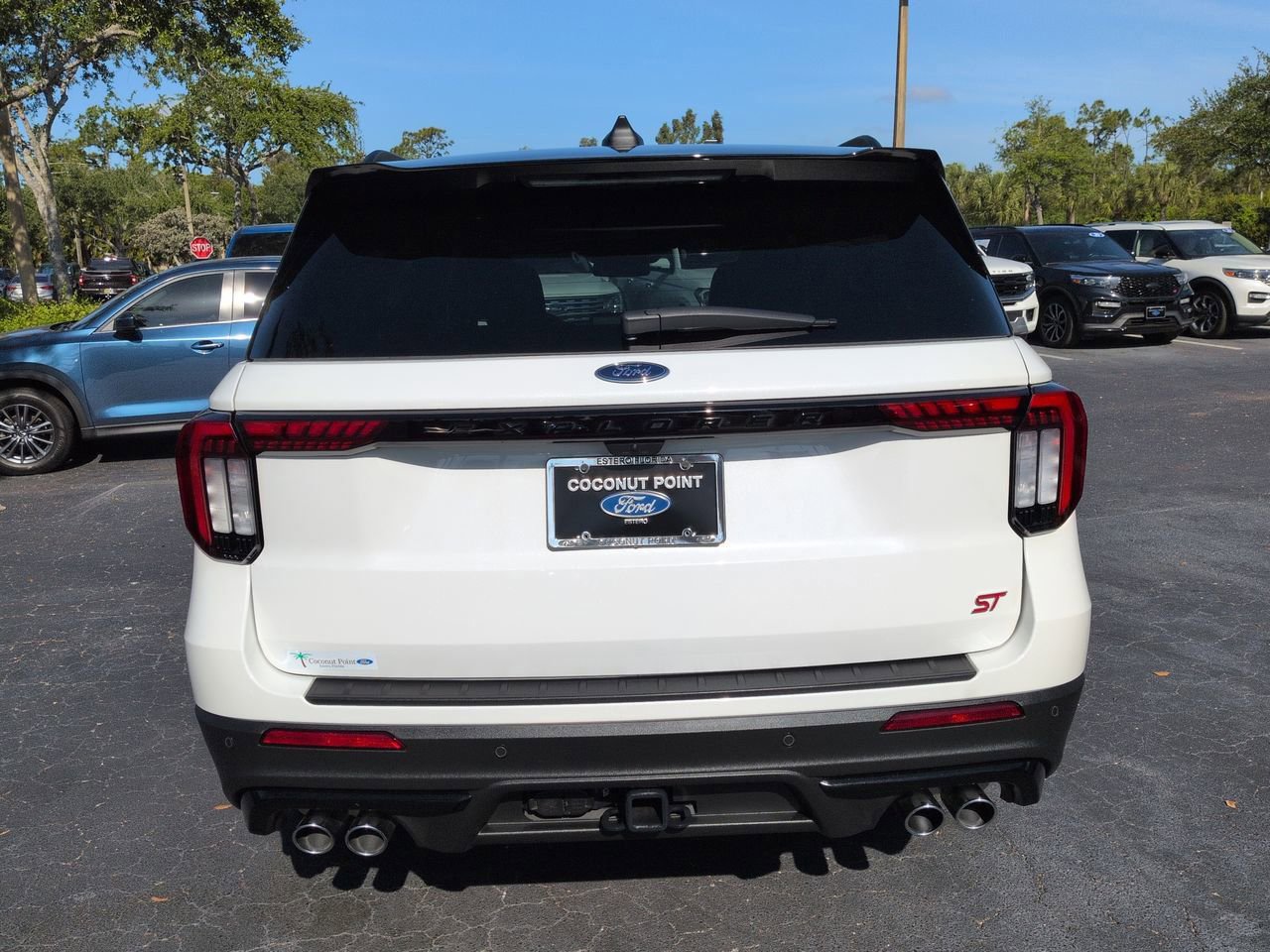 Certified 2025 Ford Explorer ST w/ Sun And Sound Package image 5