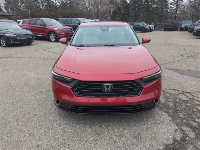 Used 2023 Honda Accord EX image 8