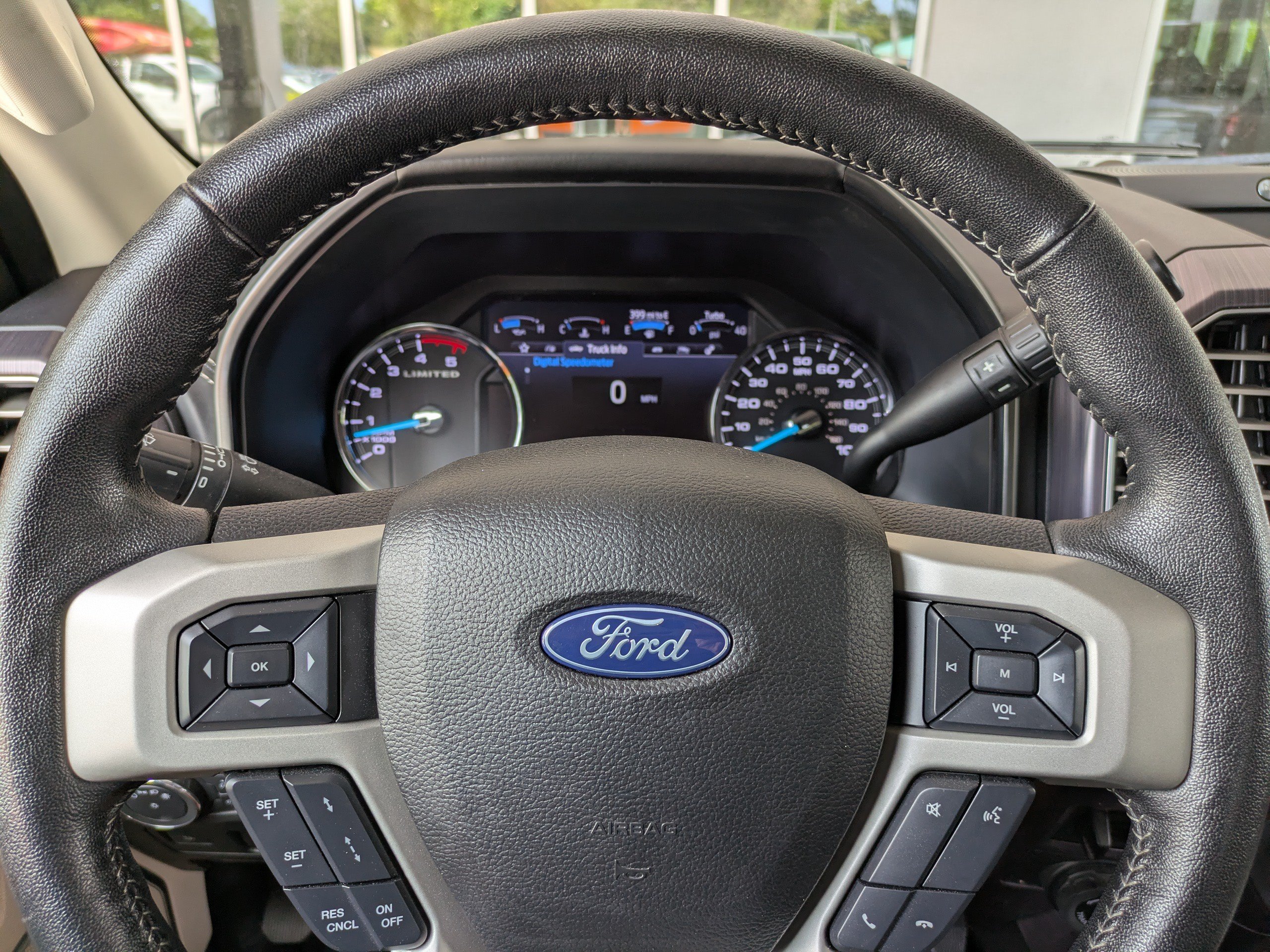 Certified 2020 Ford F250 Limited AWD/4WD image 31