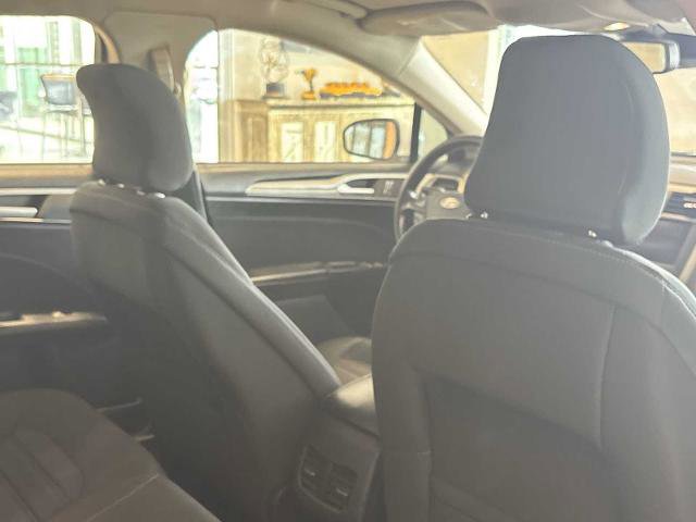 Certified 2019 Ford Fusion SE image 25