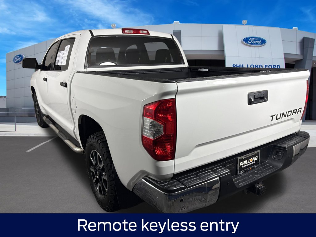 Used 2017 Toyota Tundra SR5 AWD/4WD image 3