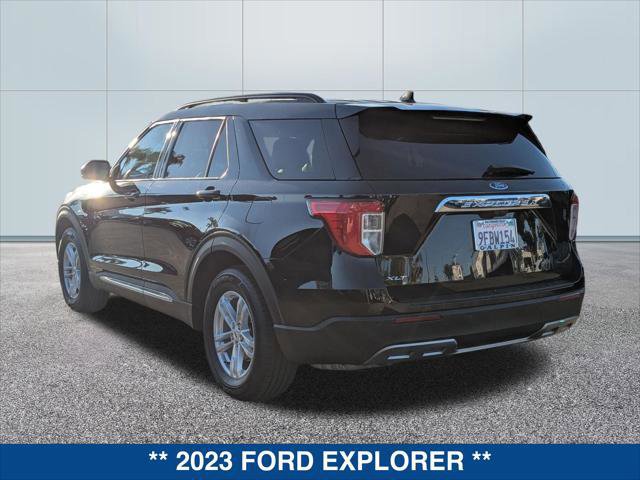 Certified 2023 Ford Explorer XLT w/ Equipment Group 202A image 5