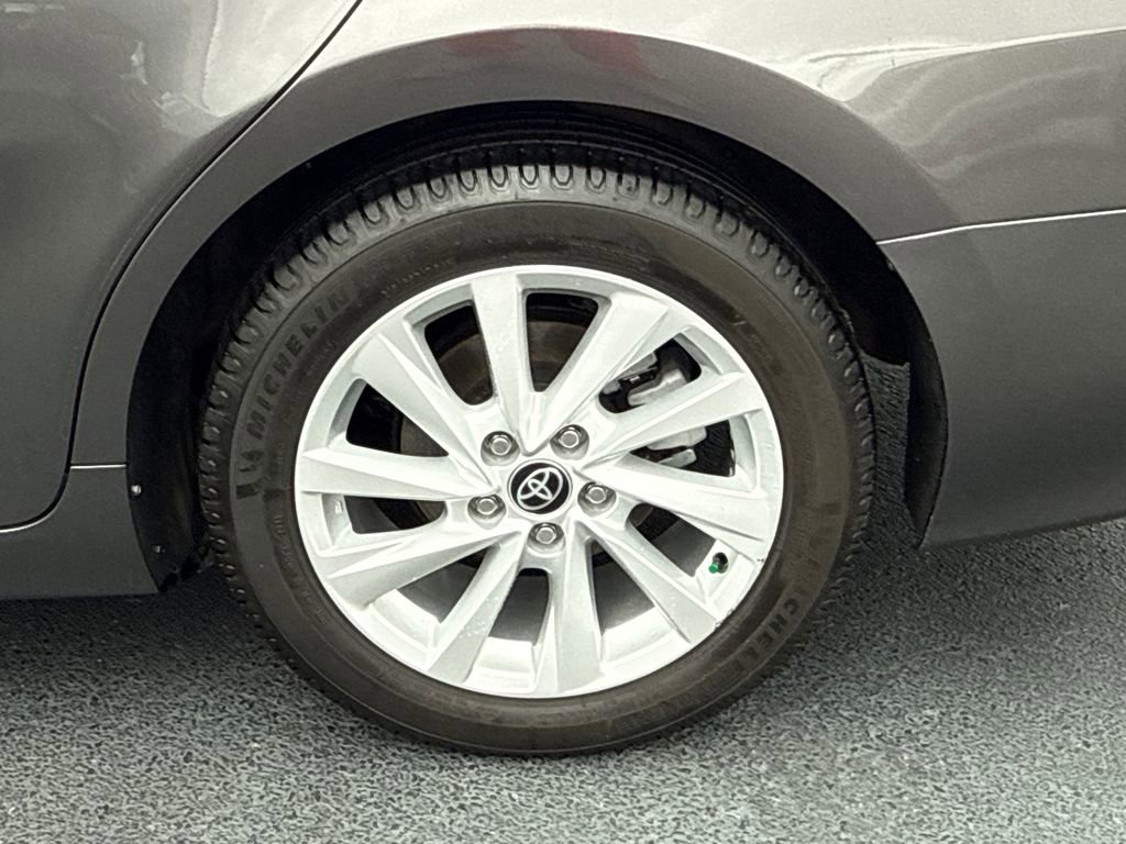 Used 2023 Toyota Camry LE image 20