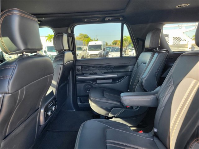 Certified 2024 Ford Expedition Max Platinum image 9