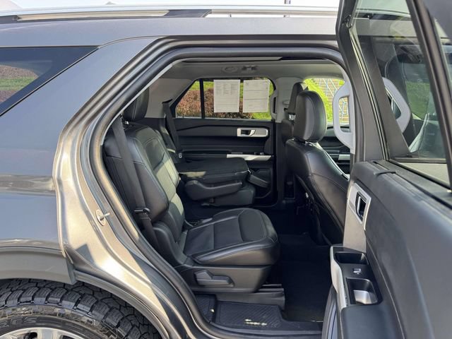 Certified 2022 Ford Explorer Limited w/ Equipment Group 301A AWD/4WD image 12