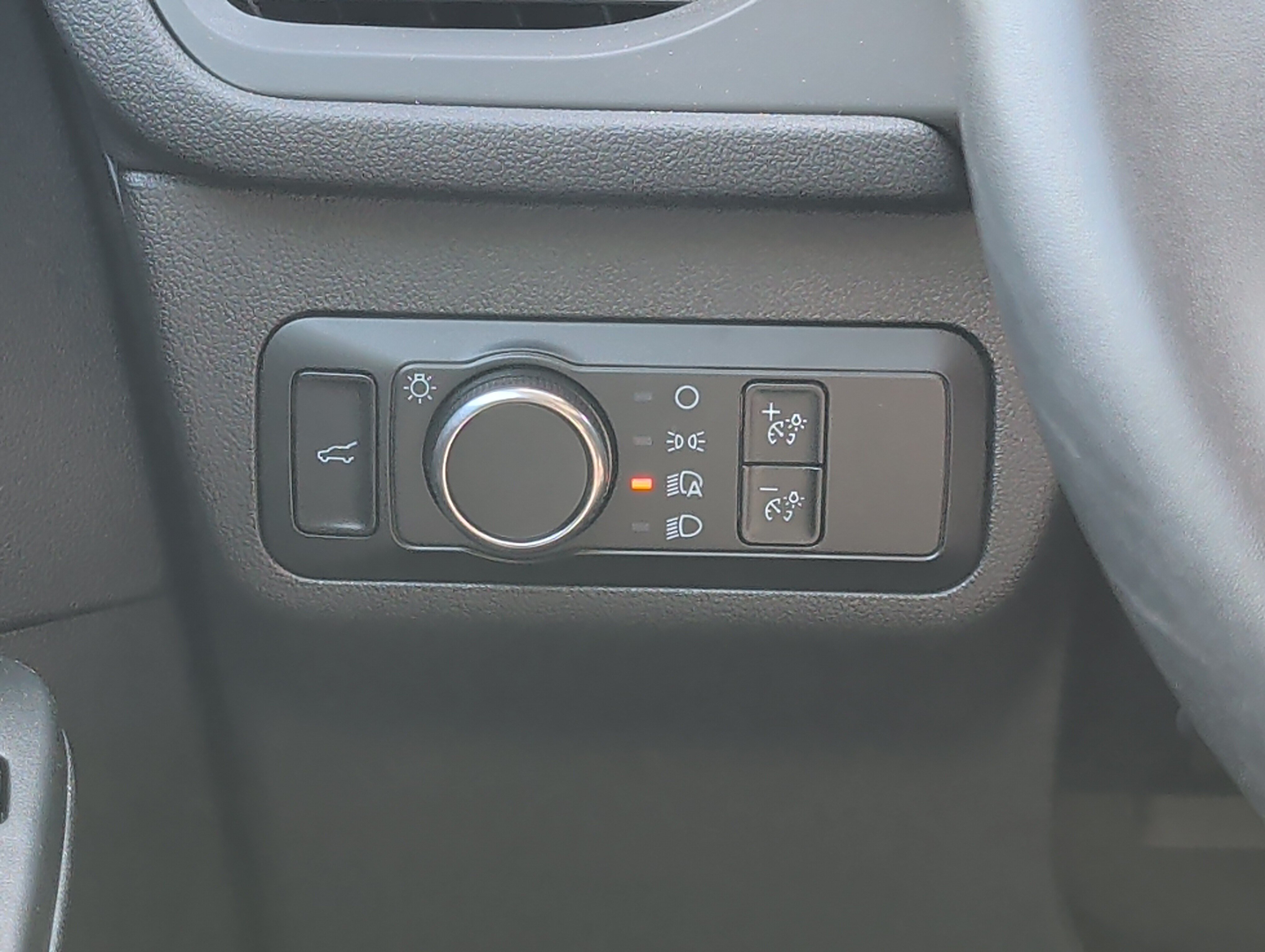 Certified 2023 Ford Escape Active AWD/4WD image 22