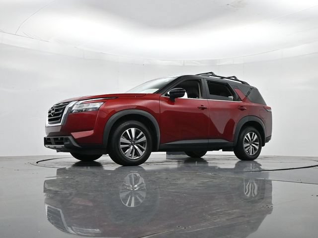 Used 2022 Nissan Pathfinder SL AWD/4WD image 38
