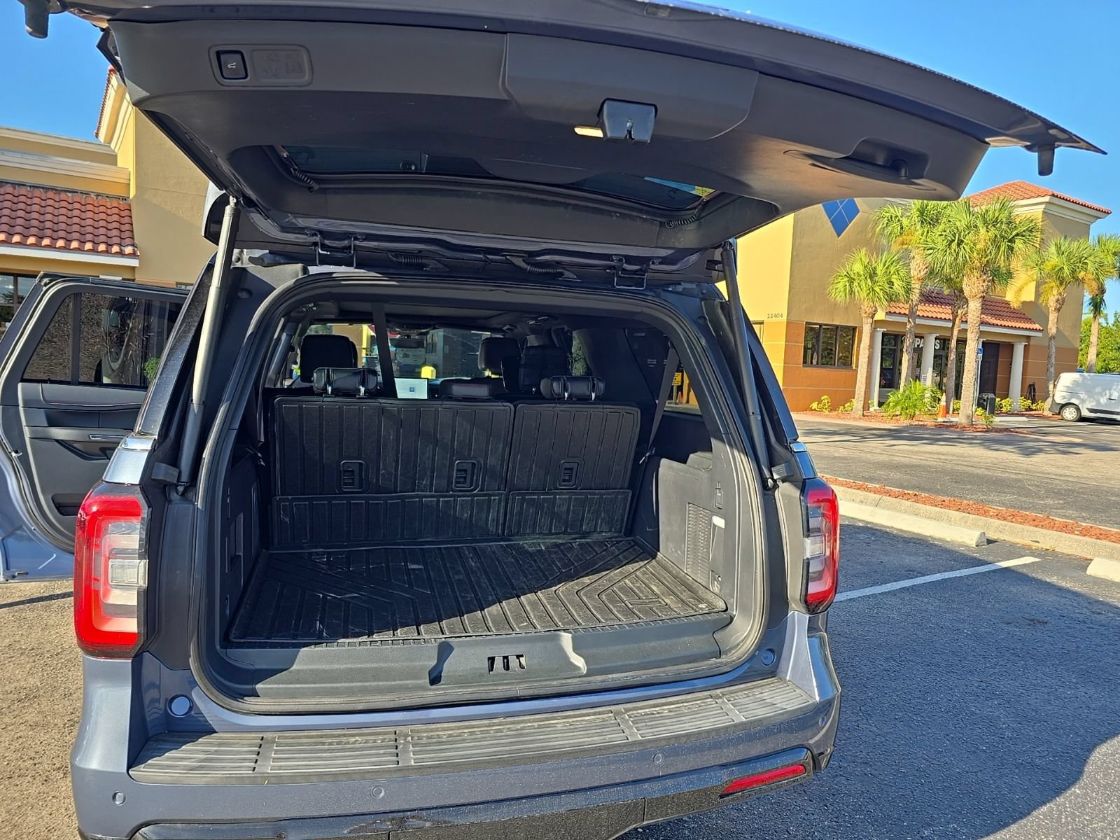 Certified 2022 Ford Expedition Max Limited AWD/4WD image 7
