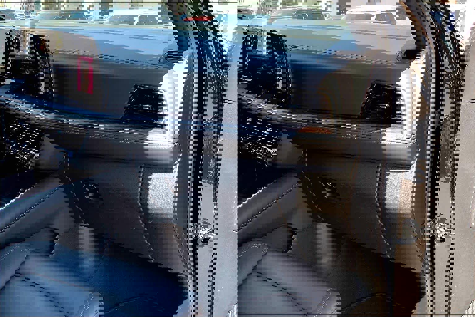 Used 2025 Chevrolet Tahoe Z71 image 19