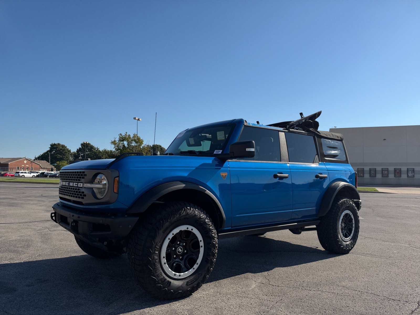 Certified 2022 Ford Bronco Badlands w/ Sasquatch Package AWD/4WD image 33